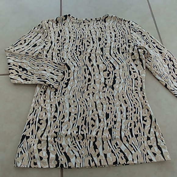 J.McLaughlin pullover - Picture 3 of 4